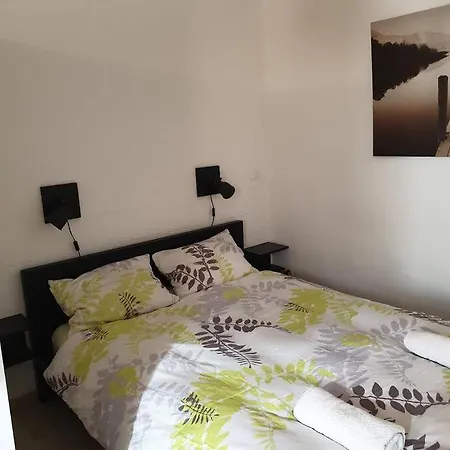 Daire Agreable Avec Acces Independant. Yverdon-les-Bains